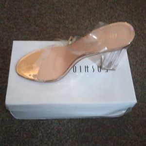 Hurt my feet should have gotten a 9.5